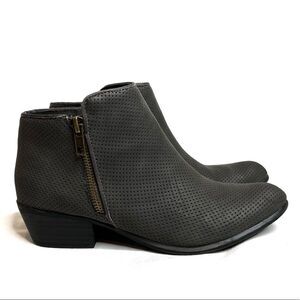 Esprit dark gray Tara2 perforated ankle booties size 6